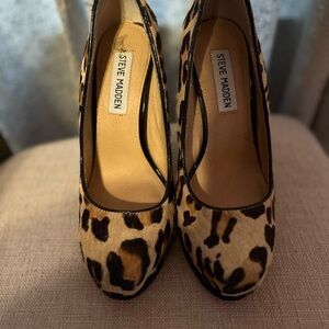 Steve Madden Leopard-Print Pumps in Tan and Black